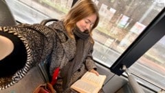 Eine halbe Stunde bin ich unterwegs, wenn ich mit dem Bus in die Arbeit fahre – perfekt, um ein ...