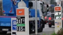 Eine Tankstelle in Monza (Archivbild)