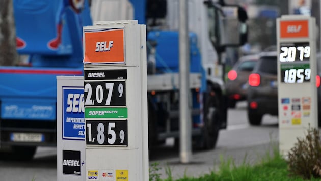 Eine Tankstelle in Monza (Archivbild)