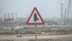 Die Anlage in Ras Laffan wurde in der Nacht massiv von ballistischen Raketen aus dem Iran ...