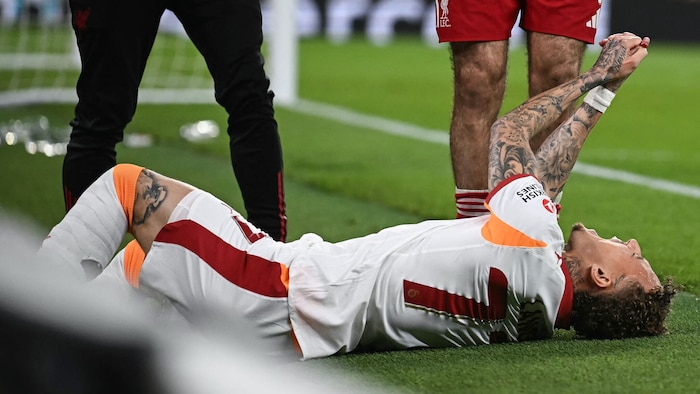 Große Schmerzen bei Noa Lang