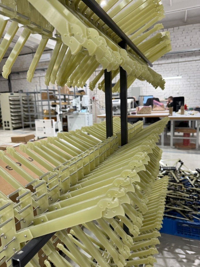 Die Firma versucht, immer mehr Bauteile in Europa herzustellen.