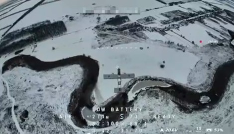 Aufnahme einer Ai-Petri-Drohne der ukrainischen Firma DK-Nejet, kurz bevor sie eine russische ...