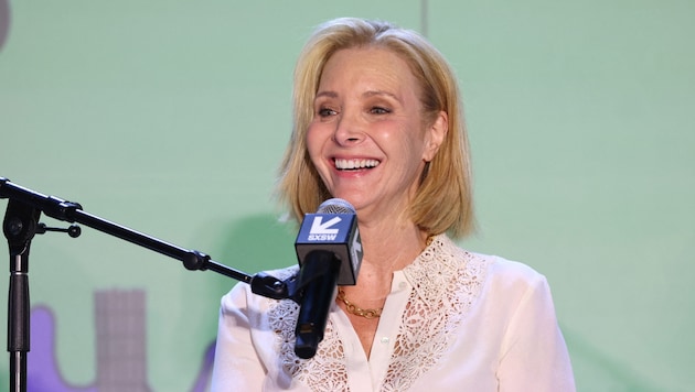 Lisa Kudrow hat sich mit 60 zum ersten und letzten Mal mit Botox behandeln lassen. „Seltsame“ ...