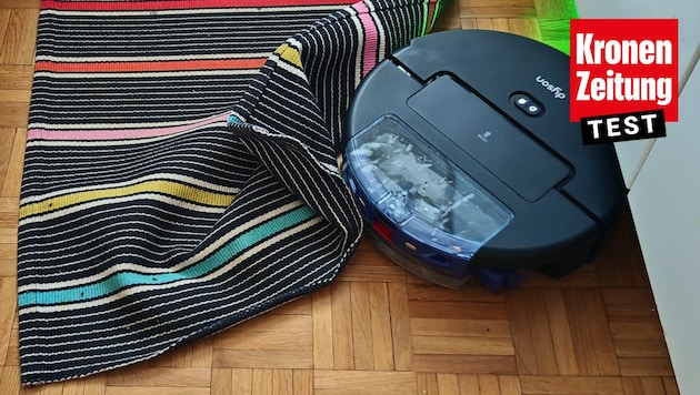 Mithilfe seines Lichtstrahls erfasst der Dyson-Roboter Verschmutzungen und bewertert ...