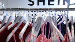 Die Regierung hatte eine Sperre von Shein gefordert, nachdem unter anderem kindlich aussehende ...
