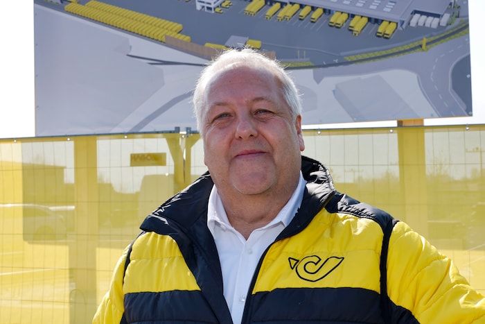 Kurt Kübler ist Post-Standortleiter für die Logistikzentren in Wals-Siezenheim und Thalgau.