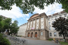 28.000 Studenten zählt allein die Leopold-Franzens-Uni, davon hat die Mehrheit kein ...
