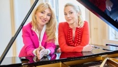 Frauenpower in der polnischen Botschaft: Pianistin Donka Angatscheva und Moderatorin Silvia ...