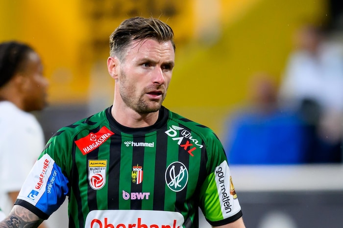 Michael Sollbauer kickte einst beim WAC unter Kühbauer, wurde nun als Ried-Akteur von „Küh“ wüst ...