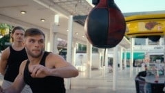 Im Doku-Film „Louis Theroux: Inside the Manosphere“ geht es bei den Influencern permanent ums ...