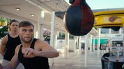 Im Doku-Film „Louis Theroux: Inside the Manosphere“ geht es bei den Influencern permanent ums ...