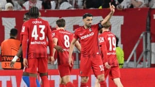 Die Freiburger haben es geschafft, haben das Viertelfinale der Europa League erreicht!