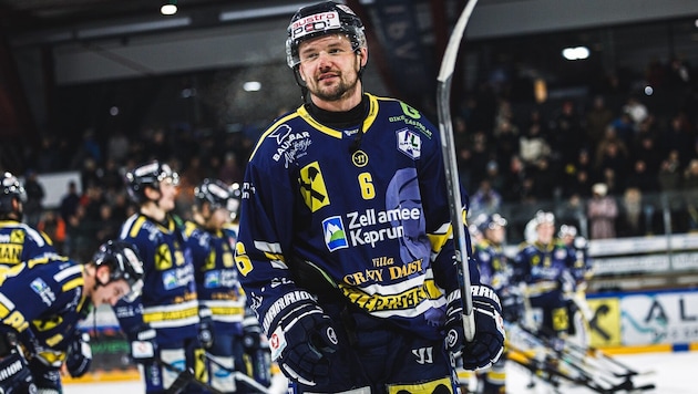Dienstag Papa, Donnerstag Halbfinalist: Eisbären-Stürmer Alexander Lahoda.