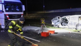 Der Fahrer des Kleintransporters hatte keine Überlebenschance.