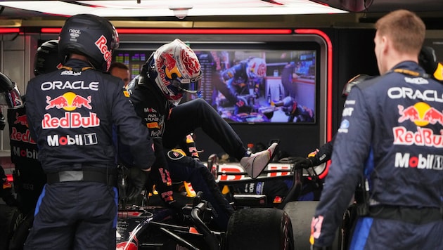 Max Verstappen musste das Rennen in China schließlich sogar vorzeitig beenden.