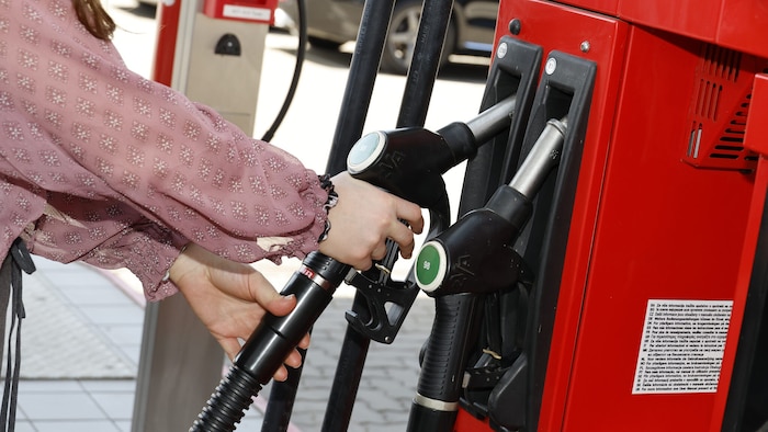 Here, diesel costs well over two euros on average, while in neighboring countries it is often ...