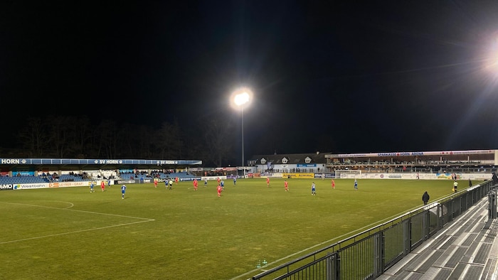 Die Sparkasse Arena in Horn erfüllt alle Bedingungen für den 2.Liga-Aufstieg.