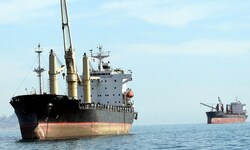 Die iranische Führung hat die Straße von Hormuz wieder für den Schiffsverkehr gesperrt ...