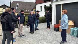 Die Dreharbeiten für die Sendung Fahndung Österreich in der Nähe des Klopeiner Sees laufen auf ...