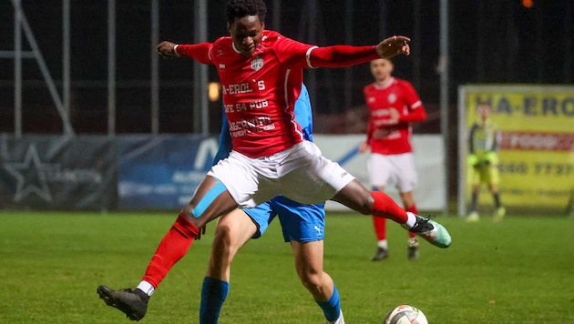 Ayetigbo und Hallein siegten.