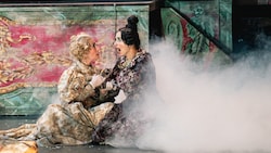 Biedermeierspaß am Schauspielhaus mit Karola Niederhuber und Annette Holzmann