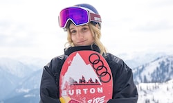 Anna Gasser beendete ihre Saison mit einem zweiten Platz beim Heimweltcup in Flachauwinkl. 