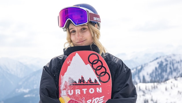 Anna Gasser beendete ihre Saison mit einem zweiten Platz beim Heimweltcup in Flachauwinkl.