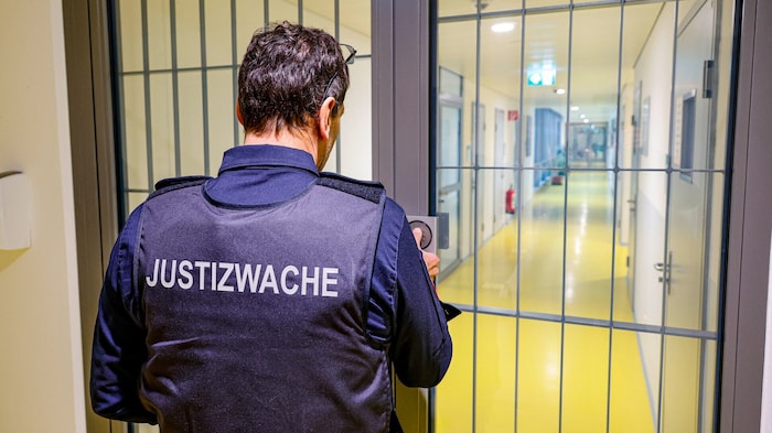 Der Drogenhändler (44) sitzt seit 2019 in Oberösterreich in Haft (Symbolbild).