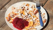 Nicht jeder fluffige Kaiserschmarrn wird mit frischen heimischen Eiern zubereitet. 
