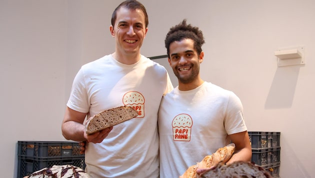 Philipp Porkert und Fabrice Kreuzbichler backen Panettone, Pizza und Brot (Pane). So erklärt ...