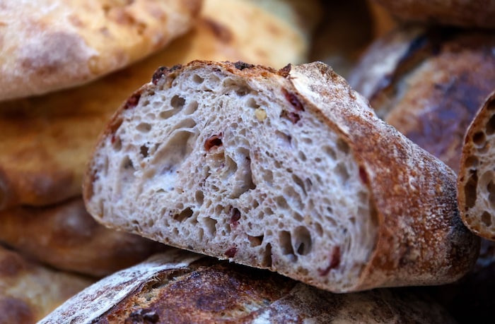 Feinstes Sauerteigbrot