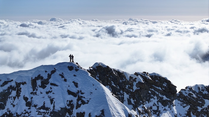 Die beiden Rekordjäger auf dem Piz Palü – inmitten atemberaubender Szenerie.