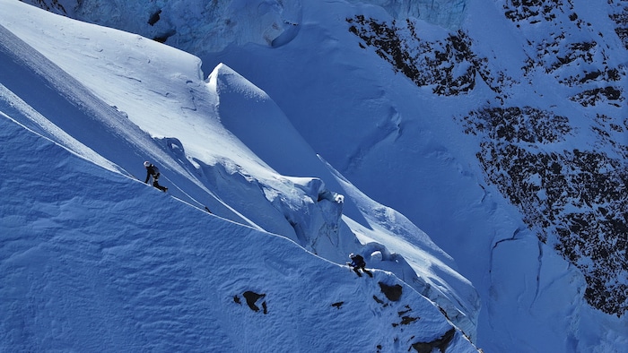 Das Duo am Spinaspfeiler, dem letzten in der Trilogie.