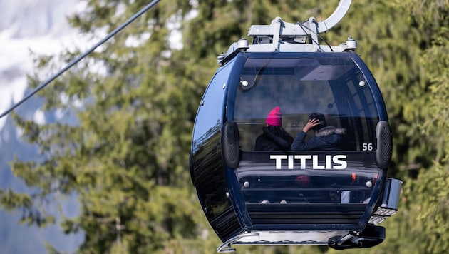 Nur drei Tage nach dem tödlichen Gondel-Absturz ist die Titlis-Bahn schon wieder in Betrieb. ...