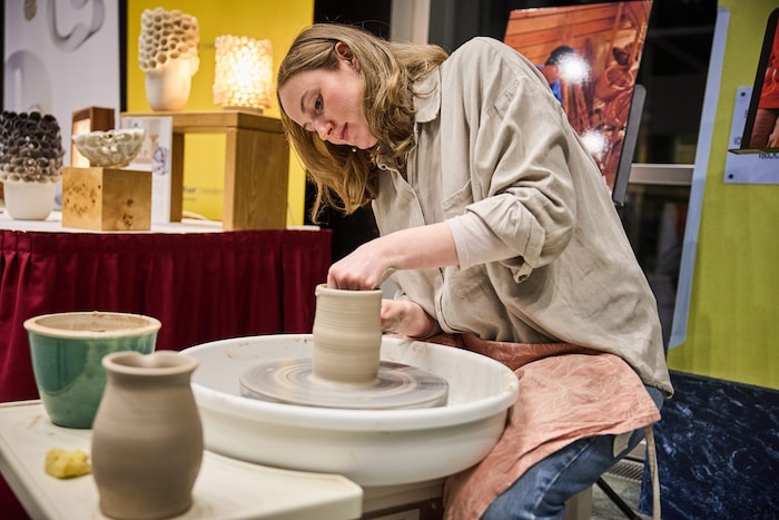 Keramikerin Annabel Kail