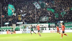 Wacker-Fans stürmen wieder das Tivoli-Stadion