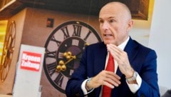 Gerald Klug: „Deutlich weniger Beschwerden im März“