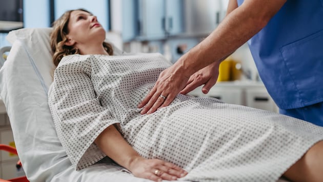 Beim Abtasten können erste Hinweise auf Endometriose festgestellt werden.