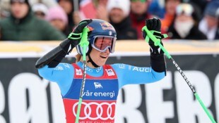 Sofia Goggia raste zur kleinen Kristallkugel.