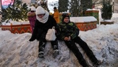 Der Kreml verkündet eine Maßnahme nach der anderen, wie Russinnen zum Kinderkriegen animiert ...