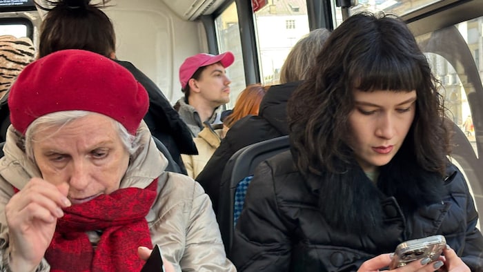 In Russland bekommen Schülerinnen und Studentinnen Prämien, wenn sie Kinder zur Welt bekommen ...