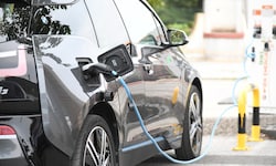Viele Menschen sorgen sich bei der Anschaffung eines Elektroautos um Alltagstauglichkeit, Kosten ...