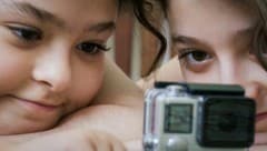 Massoud Bakhshis Nichten in „All My Sisters“