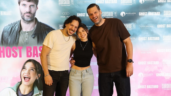 Erkan Acar, Aliyah Acar und Philippe Reinhardt (v.li.na.re.) in Premierenlaune in Wien.