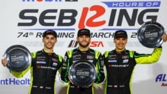 Klaus Bachler (re.) jubelt mit Riccardo Feller und Thomas Preining (li.).