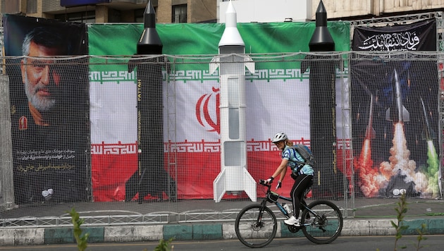 Propaganda-Plakate in Teheran