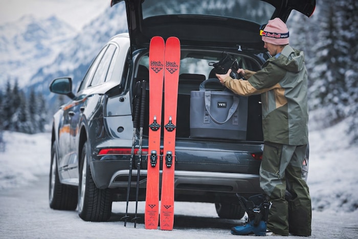 Die „Bergkrone“ testete die YETI-Camino bei Skitouren, wo nach der Tour das gesamte nasse und ...