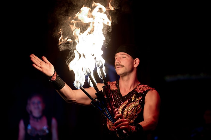 Spektakuläre Feuershow