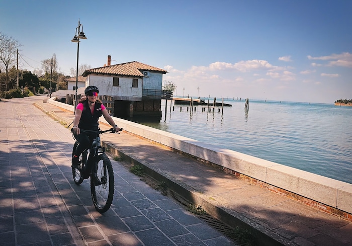 Alexandra hat den Radausflug in den Süden genossen.